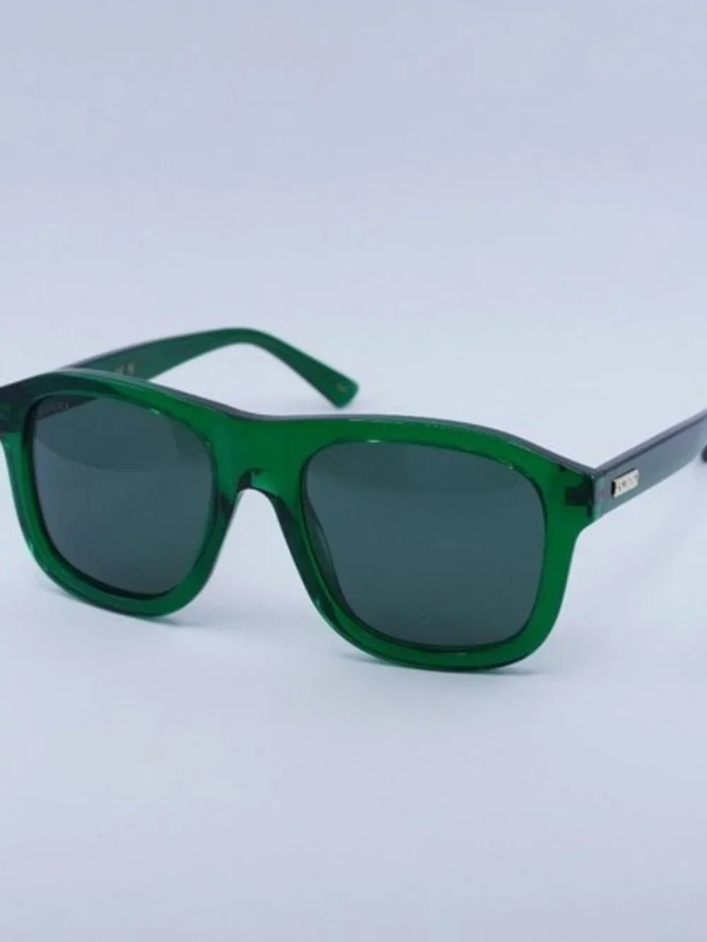 Gucci GG1316S 004  Sunglasses Transparent Green Aviator Frame, Green Lenses